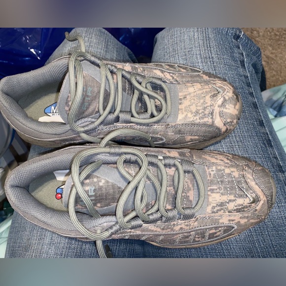 2019 Nike Air Max Tailwind 4 ‘digi camo’ size 4y - Picture 2 of 5